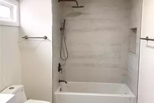 8758 S Hobart, Los Angeles, CA 90047 - Photo 35