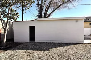 8758 S Hobart, Los Angeles, CA 90047 - Photo 43