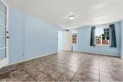 5945 Gardenia Avenue, Long Beach, CA 90805 - Photo 19