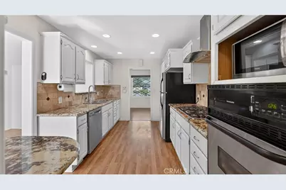 504 E Barkley, Orange, CA 92867 - Photo 17