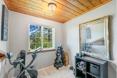 24622 Bernard, Crestline, CA 92325 - Photo 19