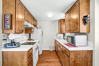 615 E Broadway, Long Beach, CA 90802 - Photo 17