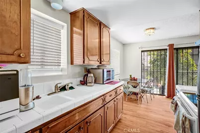 615 E Broadway, Long Beach, CA 90802 - Photo 19