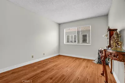 615 E Broadway, Long Beach, CA 90802 - Photo 21