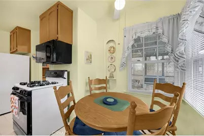 17013 California, Bellflower, CA 90706 - Photo 13