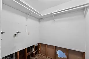 11633 Balboa, Granada Hills, CA 91344 - Photo 27