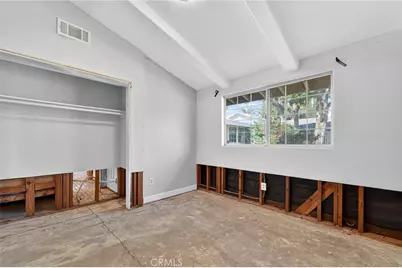 11633 Balboa, Granada Hills, CA 91344 - Photo 23