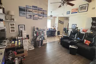 15005 Indiana, Paramount, CA 90723 - Photo 5