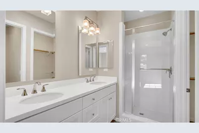 142 Firefly, Irvine, CA 92618 - Photo 21