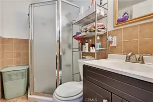 5913 Castana, Lakewood, CA 90712 - Photo 35