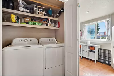 5913 Castana, Lakewood, CA 90712 - Photo 31