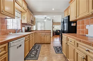 5913 Castana, Lakewood, CA 90712 - Photo 19