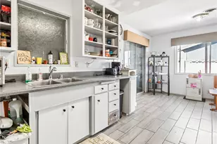 10271 Garrett Rd, Stanton, CA 90680 - Photo 17