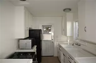 135 Del Mar, Costa Mesa, CA 92627 - Photo 3