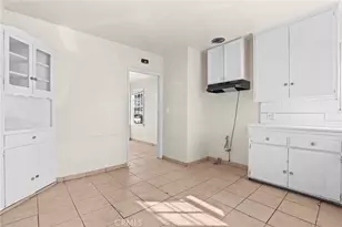 140 E 69th Way, Long Beach, CA 90805 - Photo 11