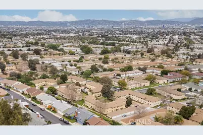 4028 Don Diablo, Los Angeles, CA 90008 - Photo 43