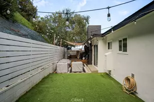 4028 Don Diablo, Los Angeles, CA 90008 - Photo 37