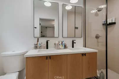 4028 Don Diablo, Los Angeles, CA 90008 - Photo 33