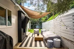 4028 Don Diablo, Los Angeles, CA 90008 - Photo 37