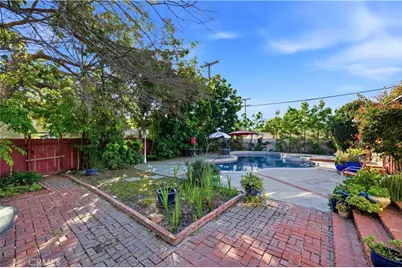 5203 E Abbeyfield Street, Long Beach, CA 90815 - Photo 23