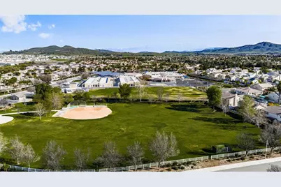 31856 Granville, Winchester, CA 92596 - Photo 39