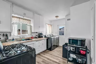 856 E McFadden Avenue, Santa Ana, CA 92707 - Photo 9