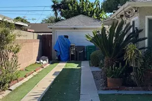 1050 E 72nd, Long Beach, CA 90805 - Photo 5