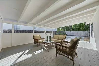 8048 Wentworth Street, Sunland, CA 91040 - Photo 17