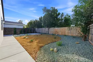 8048 Wentworth St, Sunland, CA 91040 - Photo 23