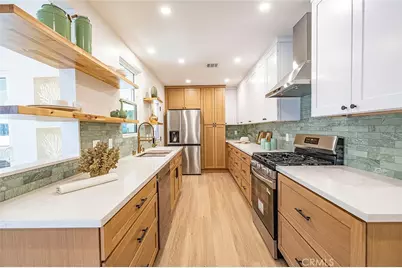 8048 Wentworth Street, Sunland, CA 91040 - Photo 3