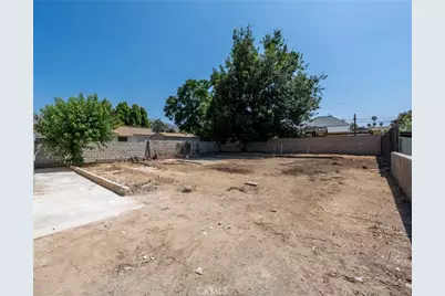 2123 La Verne, Highland, CA 92346 - Photo 17