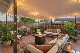 1450 W 35th Pl, Los Angeles, CA 90018 - Photo 1