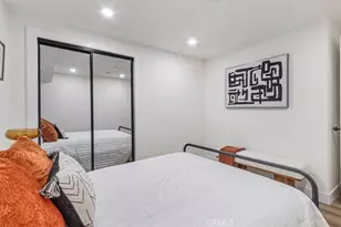 1450 W 35th Pl, Los Angeles, CA 90018 - Photo 33