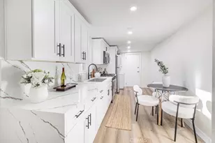 1450 W 35th Pl, Los Angeles, CA 90018 - Photo 15