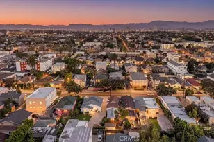 1450 W 35th Pl, Los Angeles, CA 90018 - Photo 33