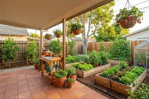 1450 W 35th Pl, Los Angeles, CA 90018 - Photo 39