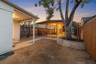 1450 W 35th Pl, Los Angeles, CA 90018 - Photo 39