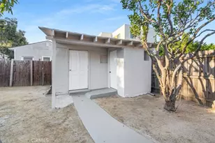 1450 W 35th Pl, Los Angeles, CA 90018 - Photo 55