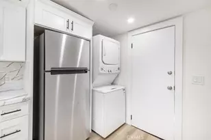 1450 W 35th Pl, Los Angeles, CA 90018 - Photo 11