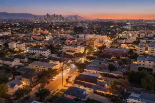 1450 W 35th Pl, Los Angeles, CA 90018 - Photo 57