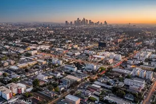 1450 W 35th Pl, Los Angeles, CA 90018 - Photo 47