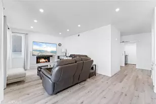 27088 Ironwood Dr, Laguna Hills, CA 92653 - Photo 17