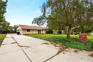 910 W Valencia Mesa, Fullerton, CA 92835 - Photo 17