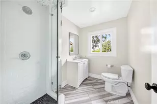 910 W Valencia Mesa, Fullerton, CA 92835 - Photo 53