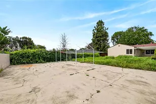 910 W Valencia Mesa, Fullerton, CA 92835 - Photo 9