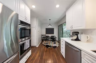 14101 Dickens St, Sherman Oaks, CA 91423 - Photo 7