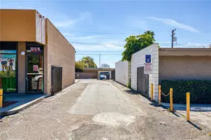 2010 W Lincoln Ave, Anaheim, CA 92804 - Photo 11