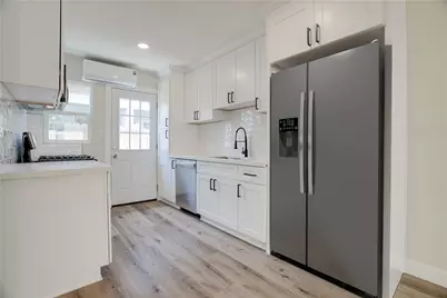 120 E Mariposa, San Clemente, CA 92672 - Photo 15