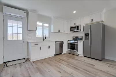 120 E Mariposa, San Clemente, CA 92672 - Photo 9