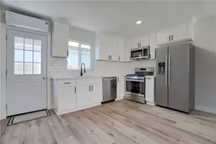 120 E Mariposa, San Clemente, CA 92672 - Photo 9